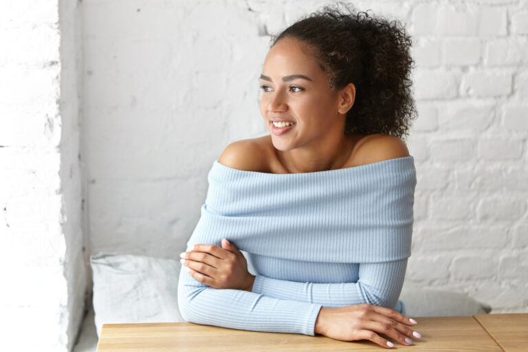 Woman thinking about Alysena